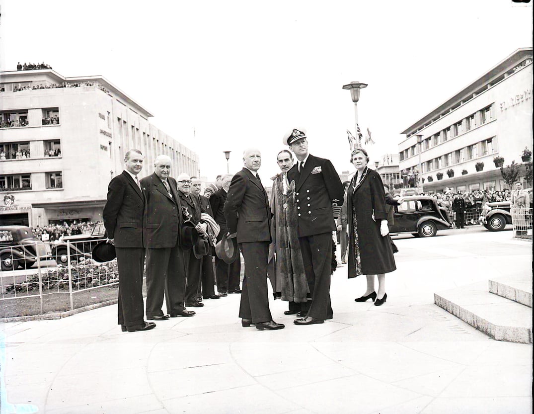 Prince Philip stands on the recently completed Royal Parade with the Lord Mayor and Councillors on 30 July 1958 © Mirrorpix