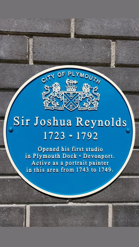 Reynolds plaque close up