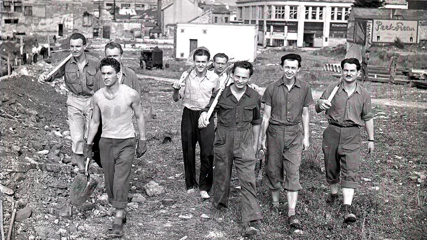 Image of Czech volunteers during the Blitz from The Box's collections. Copyright Mirrorpix.