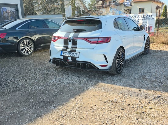 Image of building-exterior-and-surroundings