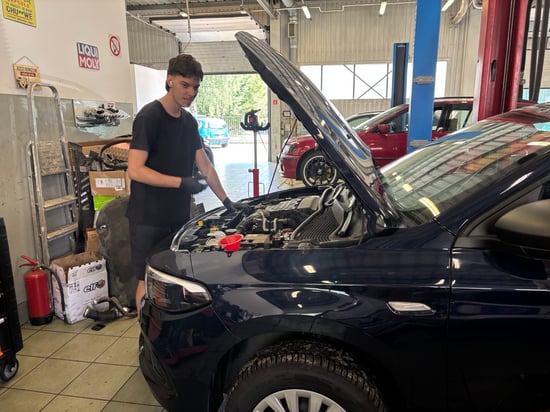 Image of working-mechanics