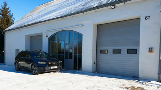 Image of building-exterior-and-surroundings