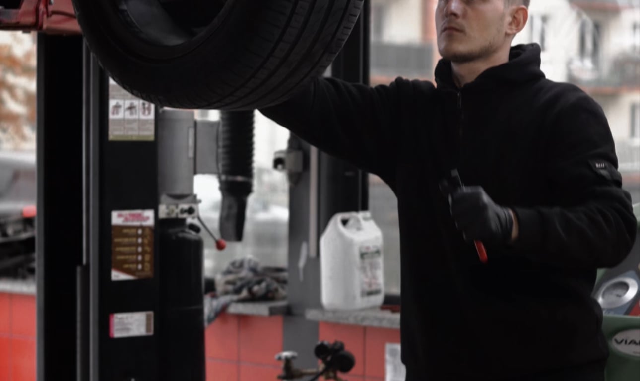 AutoHuB Warsztat samochodowy i Myjnia — zdjęcie 7