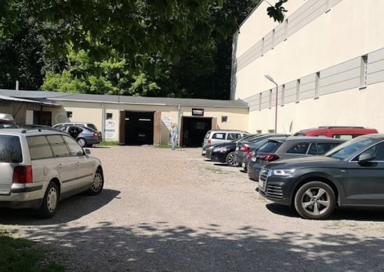 Image of building-exterior-and-surroundings