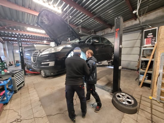 Image of working-mechanics