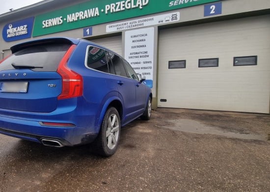 Image of working-mechanics