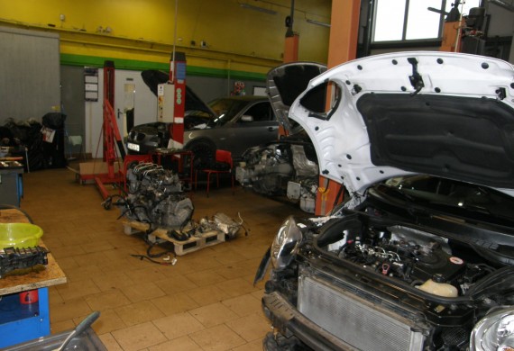 Auto-Market Andrzej  Jocz  — zdjęcie 12