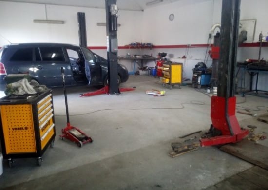 Image of working-mechanics