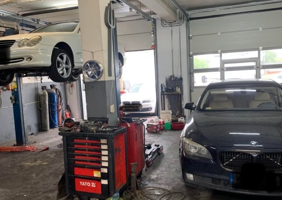 Image of building-exterior-and-surroundings