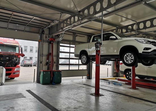 Image of building-exterior-and-surroundings