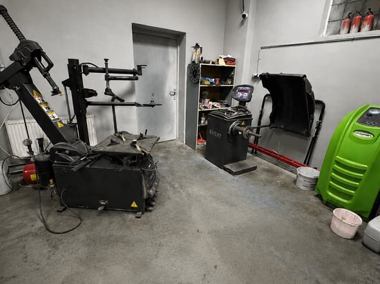 Image of workshop-hall
