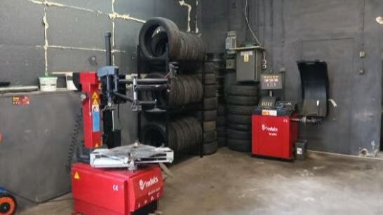 Image of working-mechanics