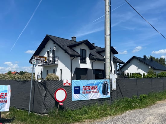 Image of building-exterior-and-surroundings