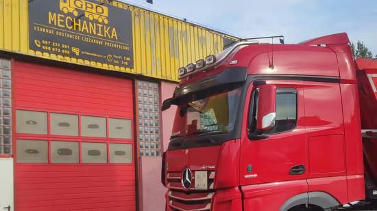 Image of building-exterior-and-surroundings