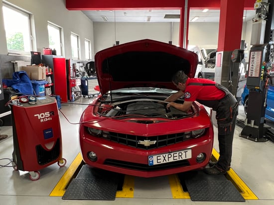 Image of working-mechanics