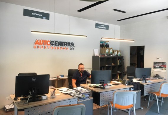 AutoCentrum Elektronowa 18 — zdjęcie 5