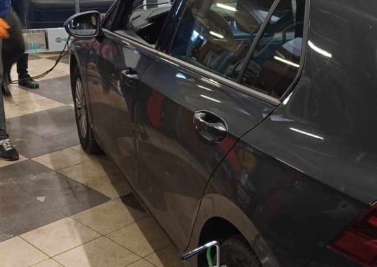 Image of example-cars