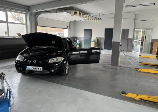 Image of building-exterior-and-surroundings