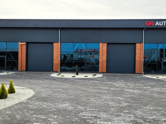 Image of building-exterior-and-surroundings