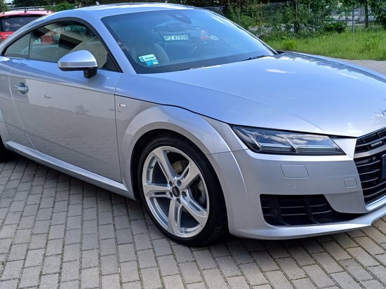 Image of building-exterior-and-surroundings