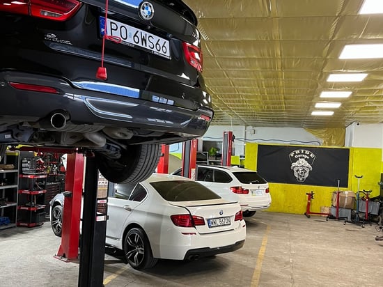 Image of building-exterior-and-surroundings