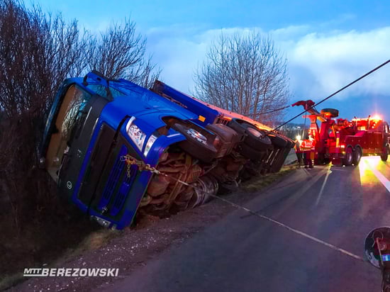 Image of working-mechanics