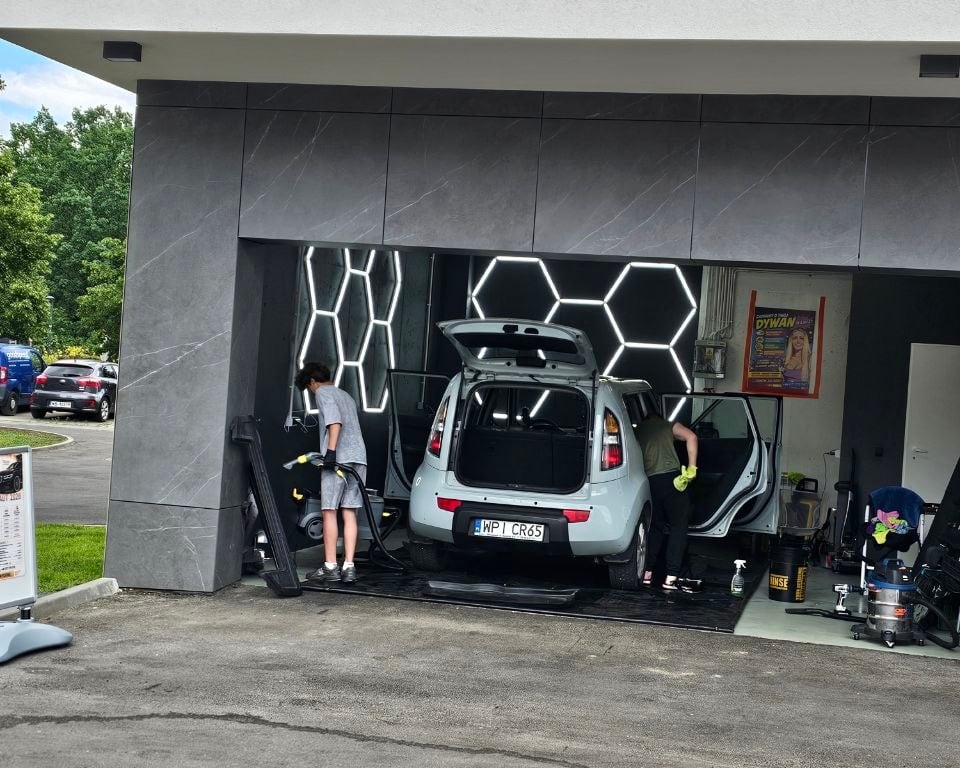 Troyan auto spa — zdjęcie 11