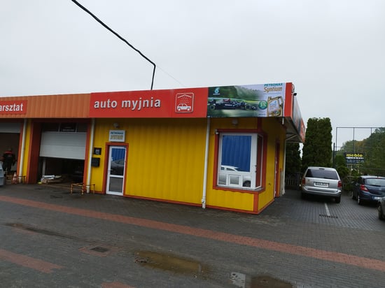 Image of building-exterior-and-surroundings
