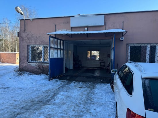 Image of building-exterior-and-surroundings