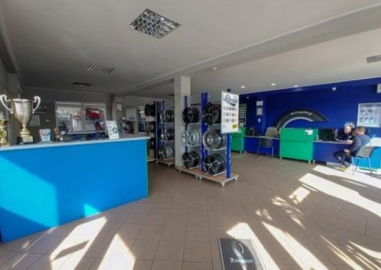 Image of example-cars