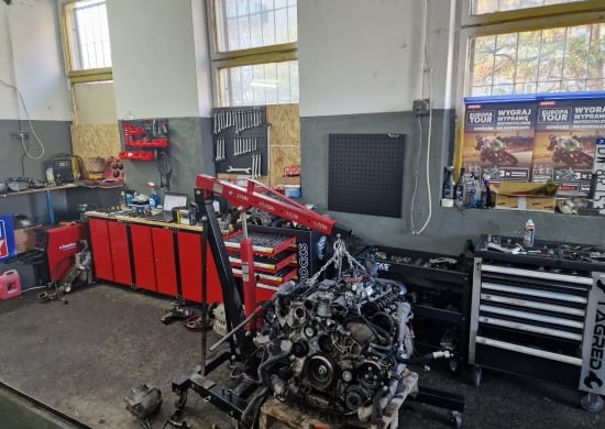 Image of building-exterior-and-surroundings