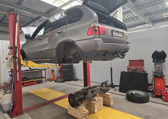 Image of building-exterior-and-surroundings