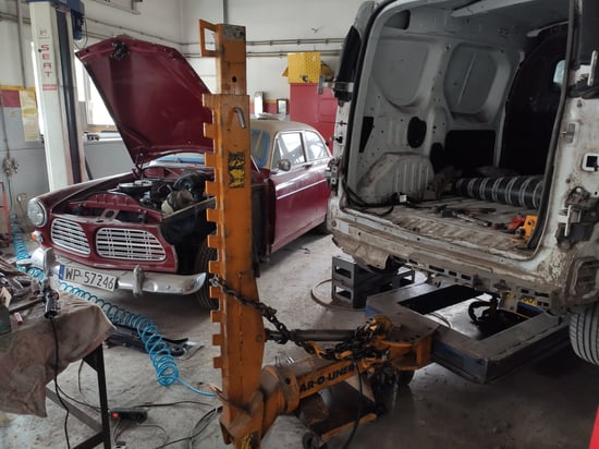 Image of example-cars