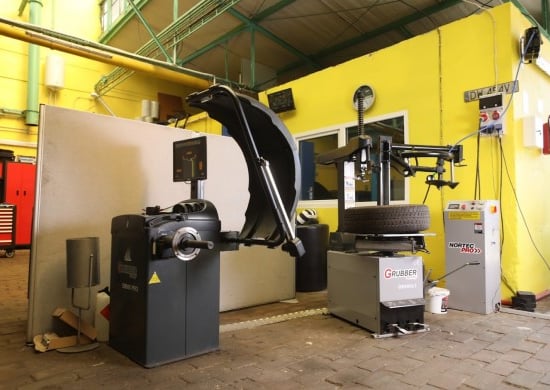 Image of building-exterior-and-surroundings