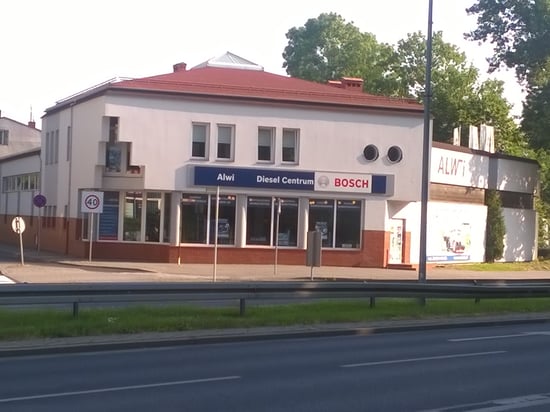 Image of building-exterior-and-surroundings