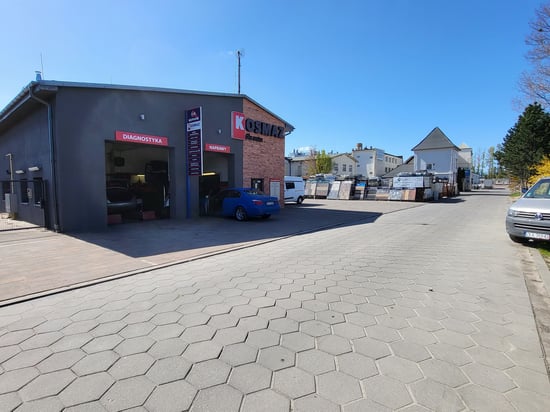 Image of building-exterior-and-surroundings