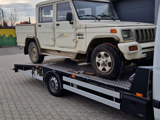 Image of building-exterior-and-surroundings