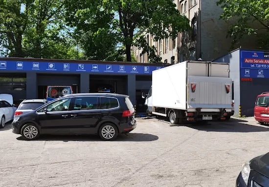 Image of workshop-hall