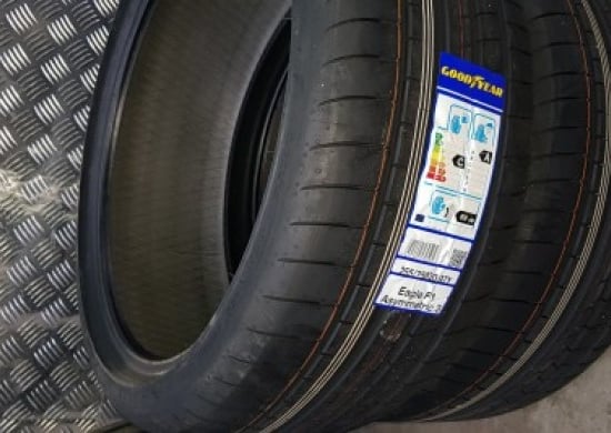 Image of building-exterior-and-surroundings