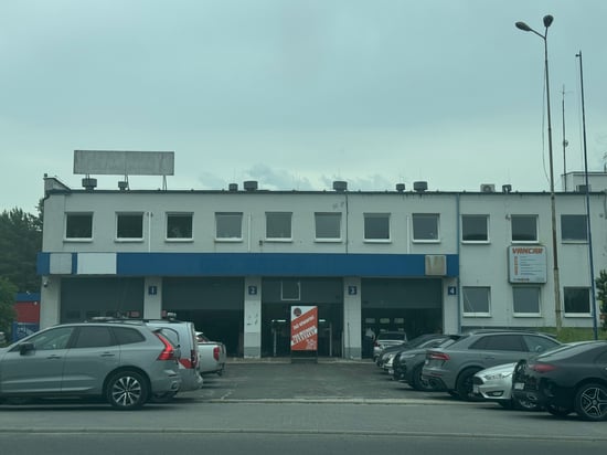 Image of building-exterior-and-surroundings