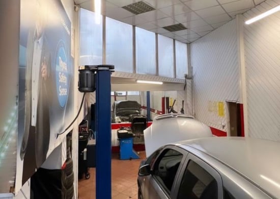 Image of example-cars