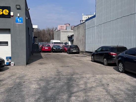 Image of building-exterior-and-surroundings