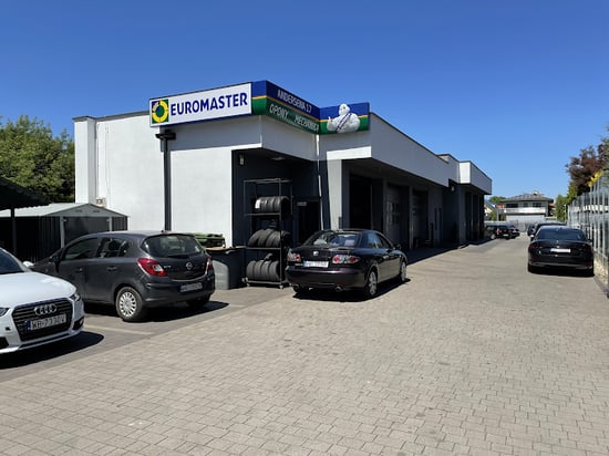 Image of building-exterior-and-surroundings