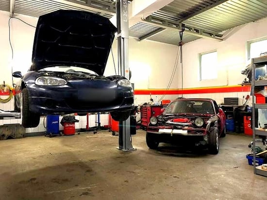 Image of example-cars