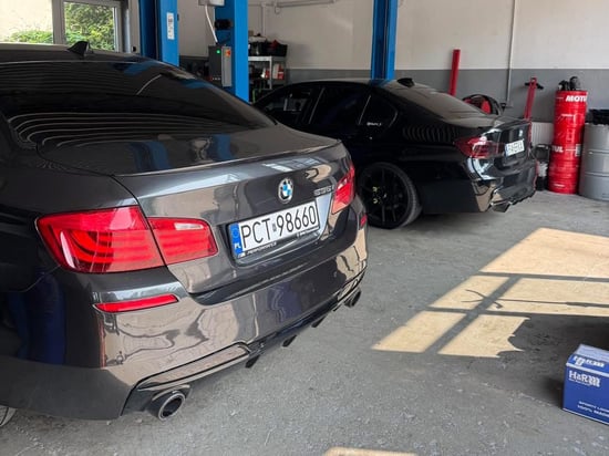 Image of example-cars