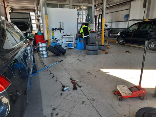 Image of working-mechanics