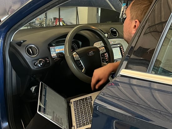 Image of working-mechanics