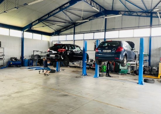 Image of building-exterior-and-surroundings