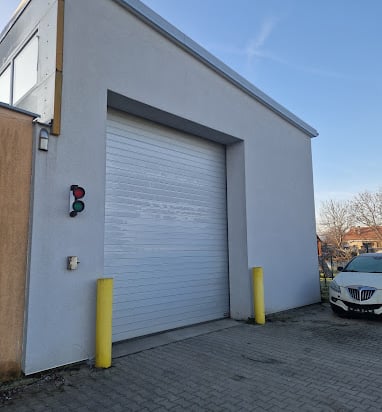 Image of workshop-hall