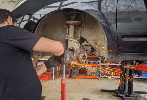 AutoHuB Warsztat samochodowy i Myjnia — zdjęcie 11